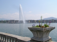 (2009-04) Voyage en Italie - 02 - Geneve
